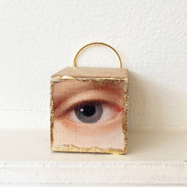 eye 3