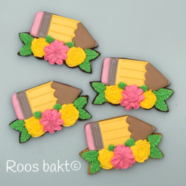 Potlood met bloemen uitsteker 12 cm