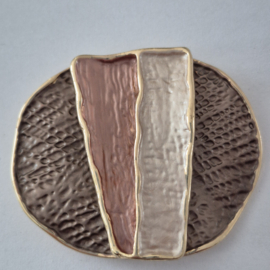 Magneet broche (bruin | ovaal, streep)