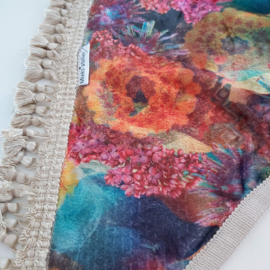 Imitatie bont omslagdoek (multi color | kwastjes | bloemen, abstract)