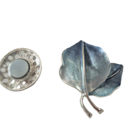 Magneet broche (blauw | BM191 blaadjes)