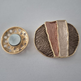 Magneet broche (bruin | ovaal, streep)