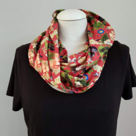 Tricot colsjaal  (rood | bloemen, blaadjes)