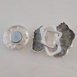 Magneet broche (grijs | abstracte vlinder)