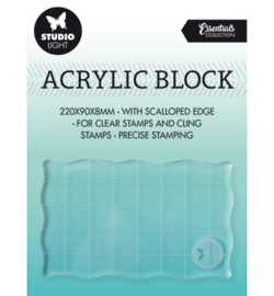 Acrylic stamp block for clear and cling stamps with grid Essentials nr.03