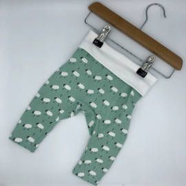 Babylegging mint groen met schaapjes