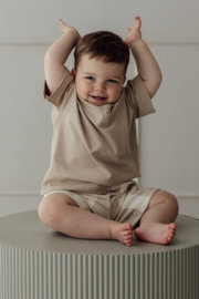 OVERSIZED HENLEY TEE | dark beige