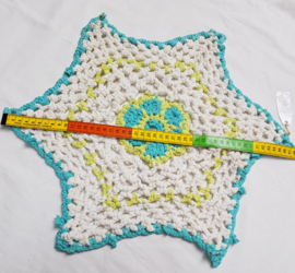 Kleed, gerecyclede textiel, wit/appelgroen / turquoise