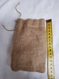 Jute zakje 9x15 cm