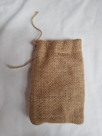 Jute zakje 9x15 cm