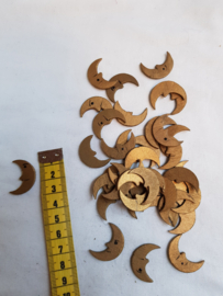 Houten maantjes goud