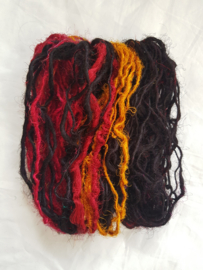 Gerecyclede zijdevezels, gesponnen, 54 g