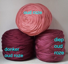 Zuid-Am. merino, diep oud roze (524) vanaf