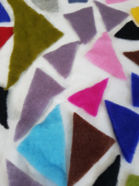 Driehoekjes naaldvilt (R)