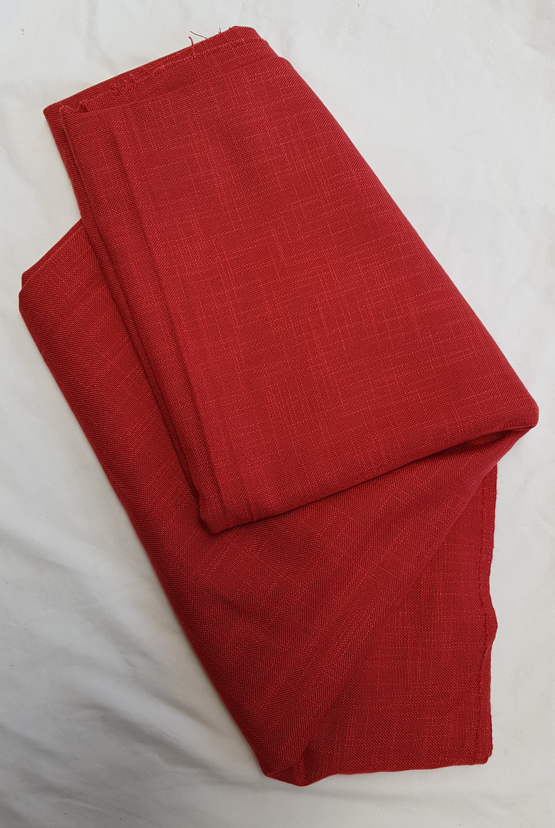 Zacht rood linnenlook ruim 3m (RZO)