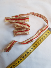 Lint goudkleurig, rood, met ijzerdraad