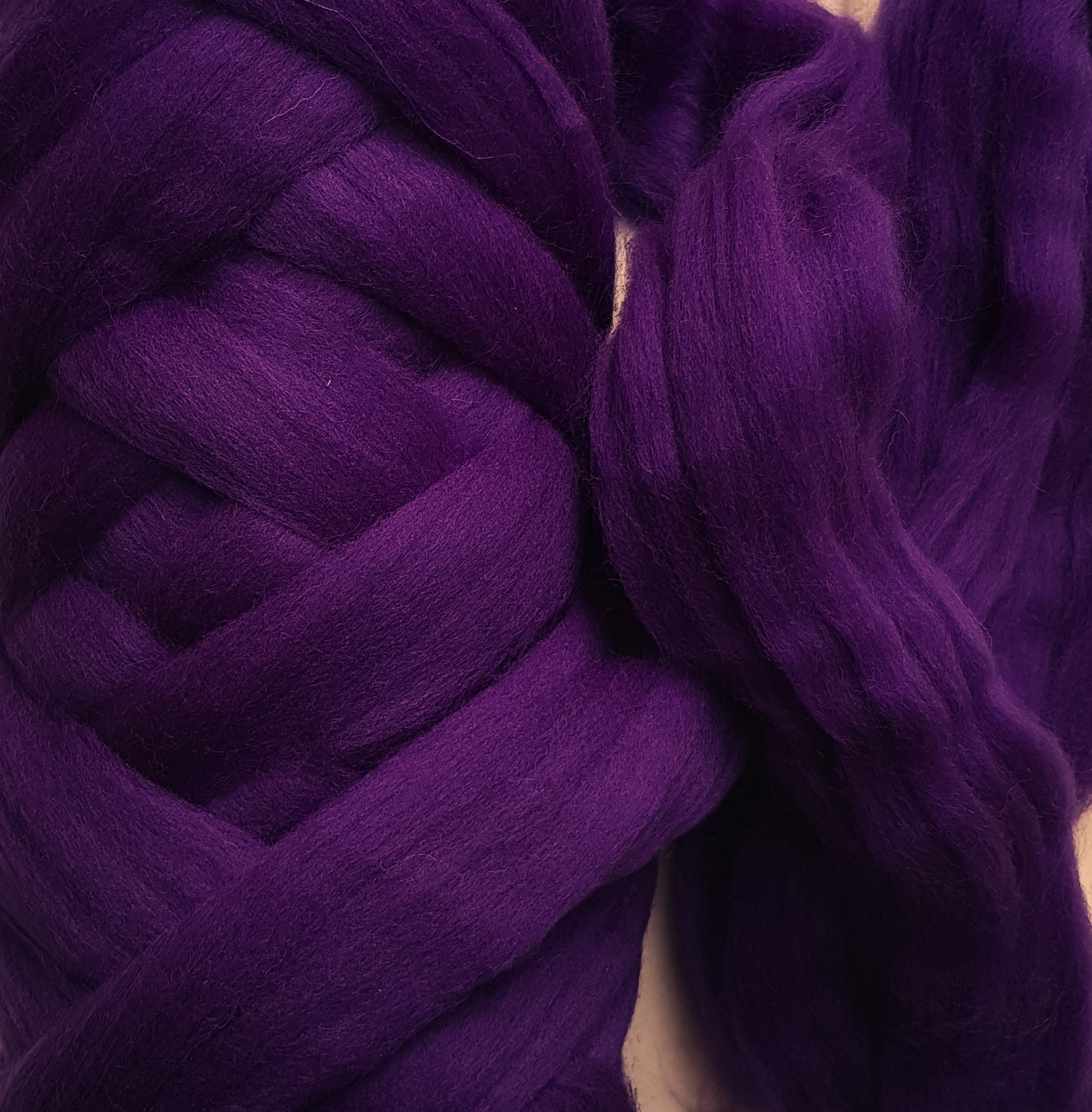 Eur. merino, 'VIOLET', paars (667) vanaf