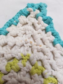 Kleed, gerecyclede textiel, wit/appelgroen / turquoise