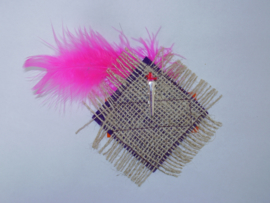 Naambadge, jute en veer, sinterklaas
