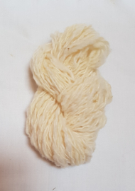 Handgesponnen wol, licht getwijnd, 15 g