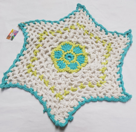 Kleed, gerecyclede textiel, wit/appelgroen / turquoise