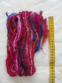 Gerecyclede zijdevezels, gesponnen, 46 g