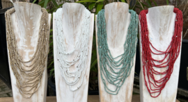 Kraaltjes ketting met zilveren accentjes