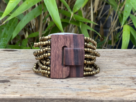 Kraaltjes armband met houten sluiting
