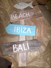 Beach-ibiza-bali wegwijzer