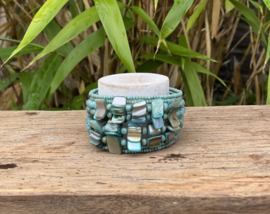 Kraaltjes armband met parelmoer