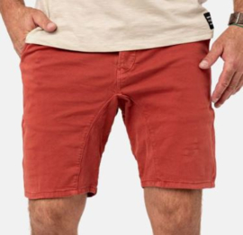 Pullin: Denning - Short - Roest