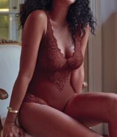 Janira: Greta - Body - Red Argile