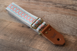 Bluebird Vintage Series - UK Pink & Aqua Circle