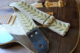 Bluebird Vintage Series - Green Maple Leaf