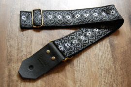 Bluebird Standard Series - Black & Silver Flower