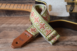 Bluebird Vintage Series - UK Pine & Terracotta Fleur