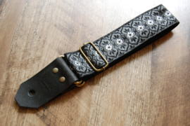 Bluebird Standard Series - Black & Silver Flower