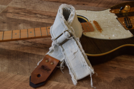 Bluebird Modern Series - Aged Worn Jeans Light
