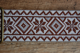 Bluebird Standard Series - Folkloric Ukrainian Brown