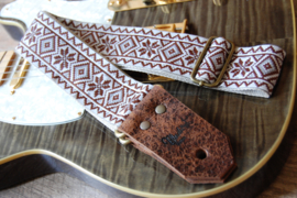 Bluebird Standard Series - Folkloric Ukrainian Brown