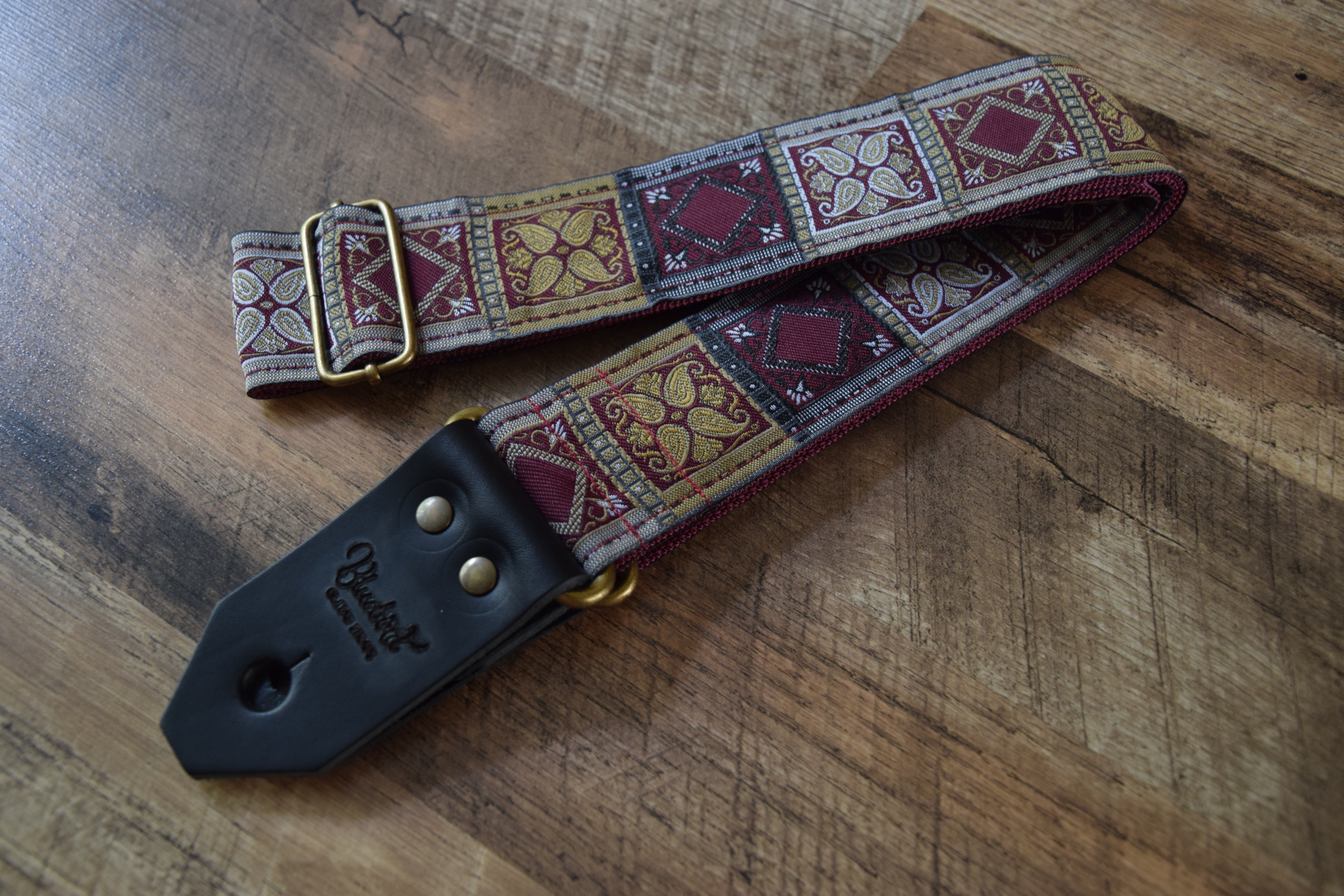 Bluebird Standard Series - Royal Boutique Da Vinci
