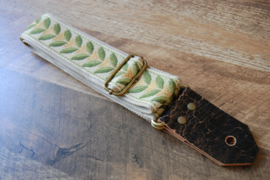 Bluebird Vintage Series - Green Maple Leaf