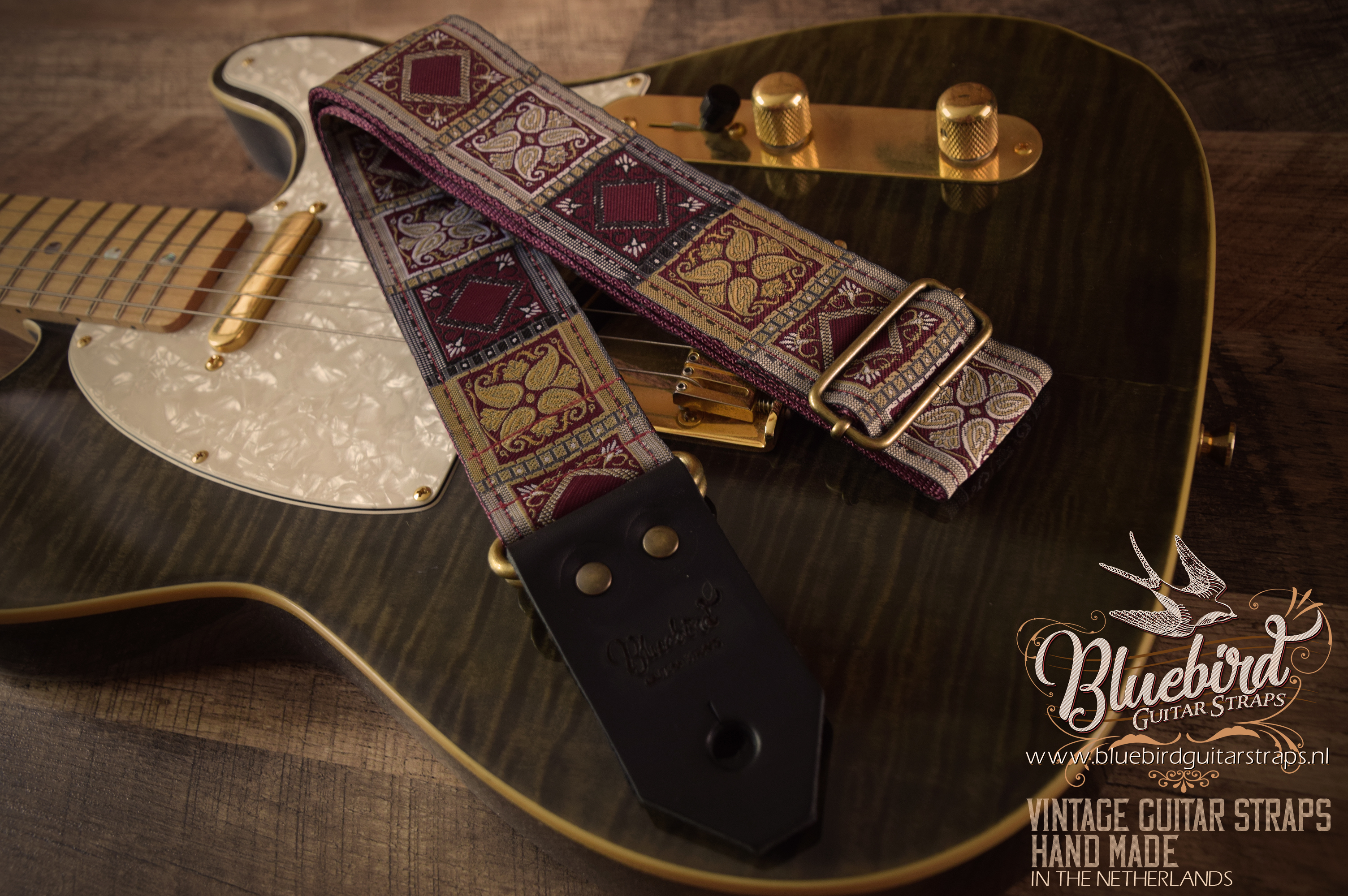 Bluebird Standard Series - Royal Boutique Da Vinci
