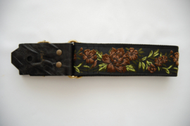 Bluebird Modern Series - Flowers Brown