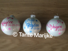 Kerstbalstickers met naam en geboortedatum