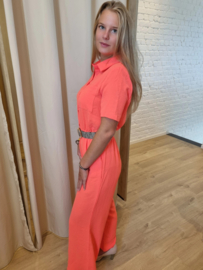 koraal jumpsuit met riem