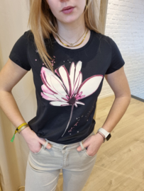 T-shirt met bloem roze