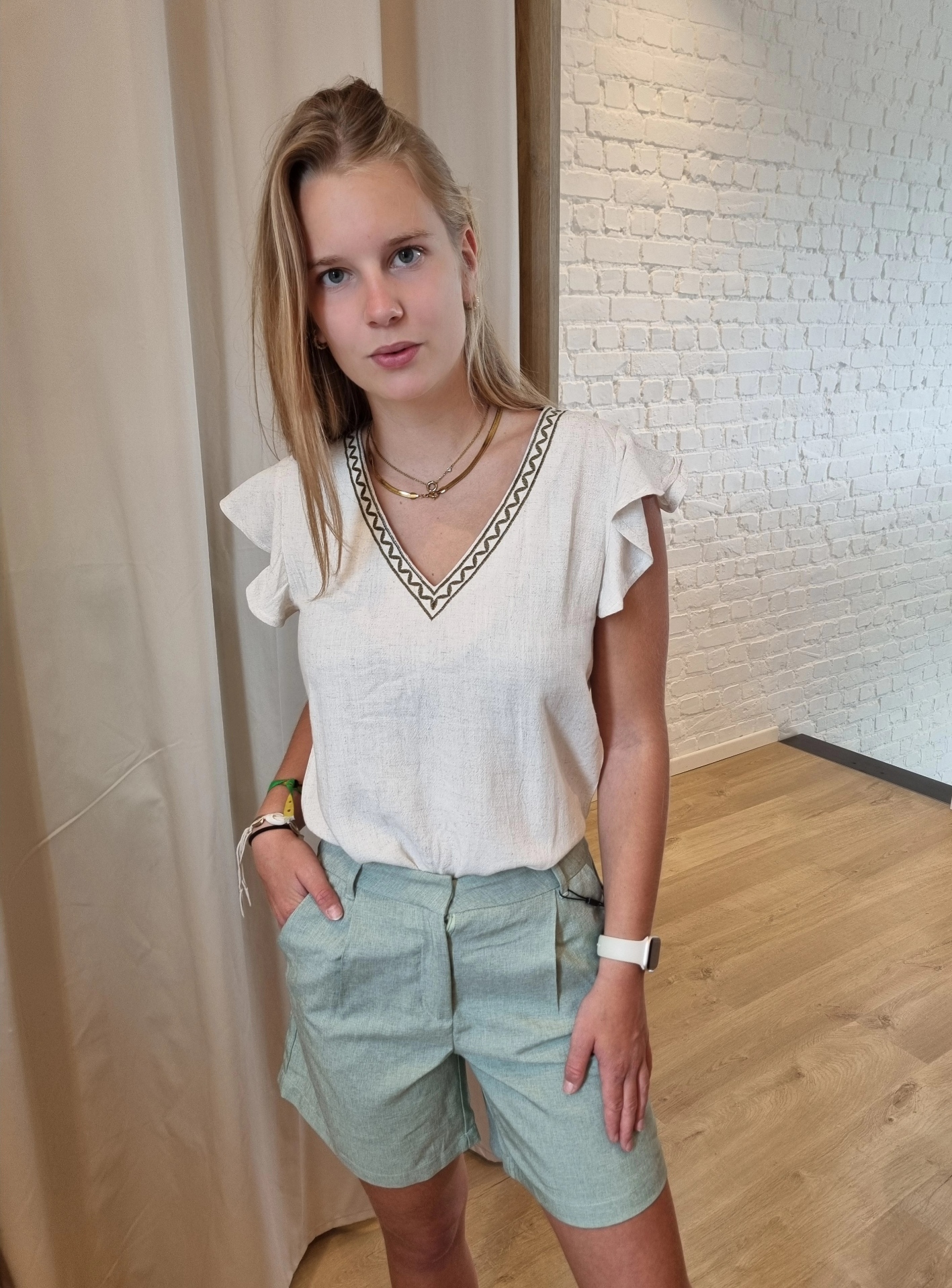 JDYAIDA HW SHORTS WVN TLR licht mintgroen