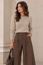 Goud - Beige truitje met subtiele pofmouwtjes en lurex