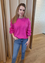 fuchsia trui met gouden boordje